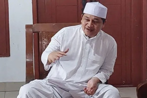 Viral..! Menag Prof Nazaruddin Cium Tangan Presiden, Kiai Imad: Gak Pantes, Rendahkan Agama
