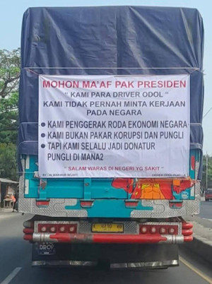 Ketika Truk Menjadi Papan Pengumuman Negara yang Sakit  Membaca Spanduk Sopir ODOL dalam Perspektif Linguistik Lanskap