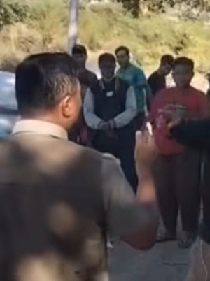 Viral Camat Ngamuk ke Petugas BNPB: Saya Stres, Bantuan Sedikit untuk Bagi ke Banyak Orang