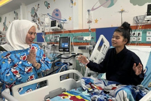 Usai Keracunan MBG, Siswi Berprestasi di Karo Diduga Alami Gangguan Ingatan hingga Tak Kenali Keluarga