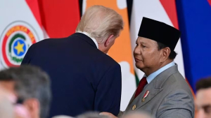 Mic bocor, Prabowo terekam minta bertemu putra Donald Trump