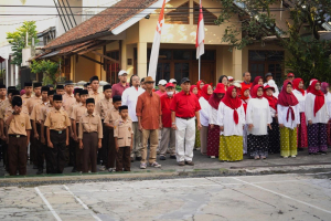 Semarak Perayaan HUT RI ke-80 di Komplek Sariwangi Indah: Upacara, Lomba, dan Kebersamaan