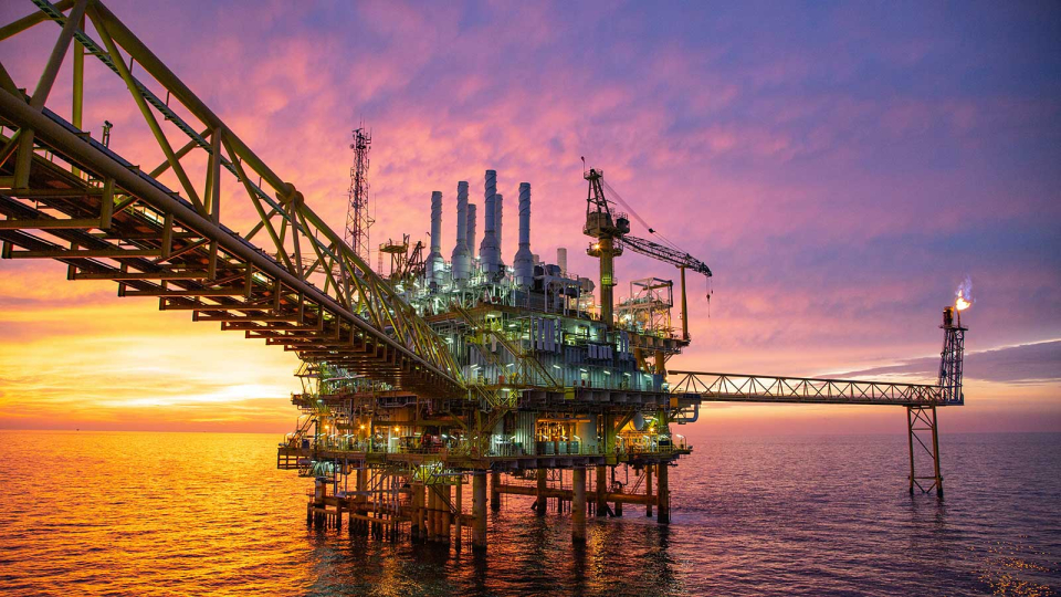 Dari Gas Menjadi Industri: Sudah Saatnya Indonesia Berhenti Menjadi Pasar dan Mulai Menjadi Pemain Utama