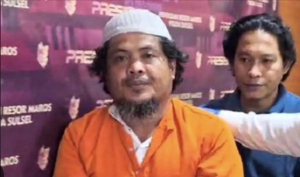Pria Pembakar Masjid di Sulsel Ditangkap, Motif Benci Perempuan Salat