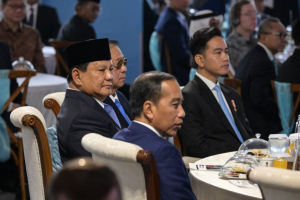 Bisa Jadi Jokowi Marah kepada Prabowo yang Tak Membela Gibran soal Ijazah