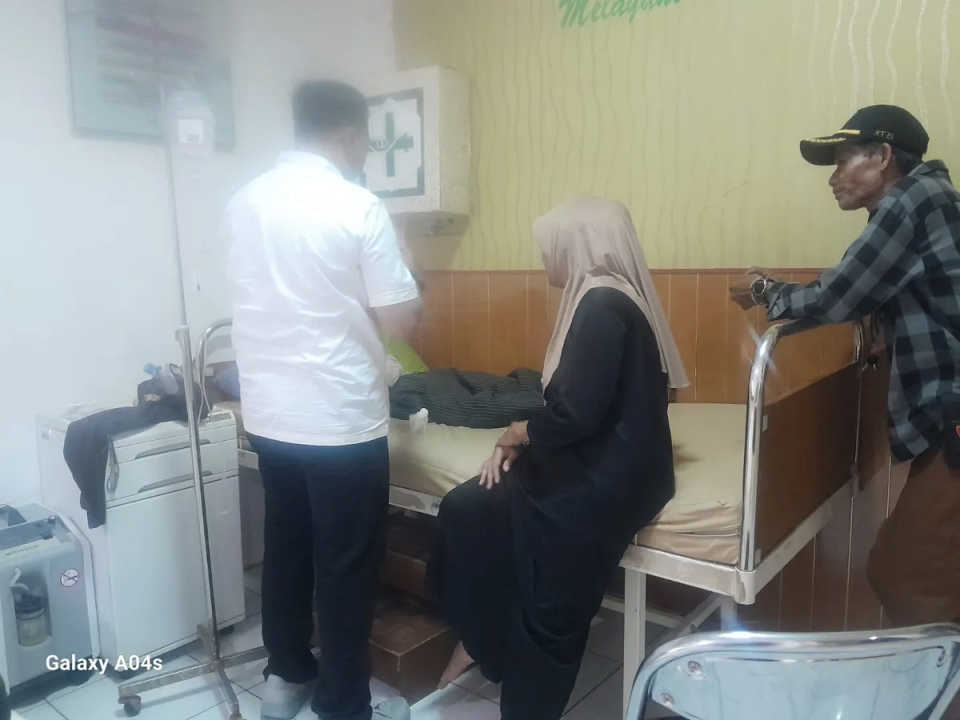 Susu Diduga Basi dan Bergumpal, Belasan Murid SD di Cipunagara Mengeluh Pusing Hingga Mual