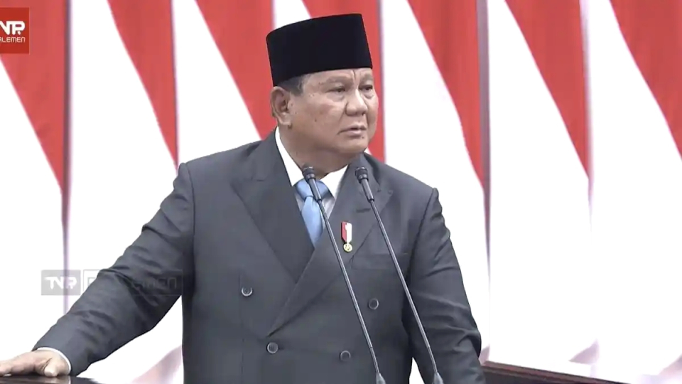'Orang Desa Gak Pakai Dolar' Jadi Bahan Olokan, Mahfud MD: Gimana Cara Kasih Tahu Prabowo?