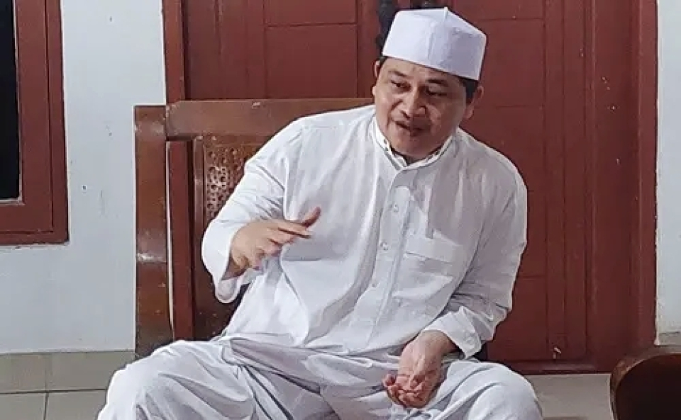 Viral..! Menag Prof Nazaruddin Cium Tangan Presiden, Kiai Imad: Gak Pantes, Rendahkan Agama