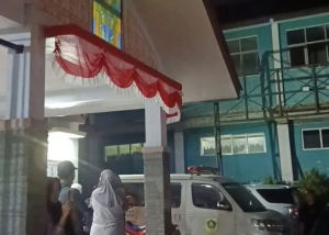 Suasana Puskesmas Dramaga, Kabupaten Bogor pada Kamis malam usai dugaan keracunan MBG (Istimewa)