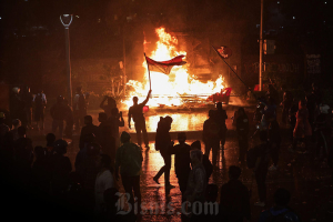 Tak Cuma Jakarta, Aksi Demo Rusuh Meluas ke Solo, Semarang hingga Medan