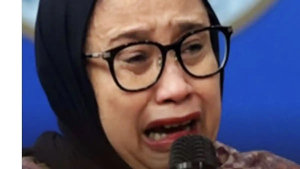 PRESIDEN BECAK LISTRIK --Nama Nanik S Deyang kembali muncul dalam aktivitas publik. Setelah sebelumnya mundur dari Badan Gizi Nasional (BGN) dengan alasan sakit dan ingin menjalani pengobatan, Nanik kini kembali aktif menjalankan kegiatan di bidang transportasi rakyat. 