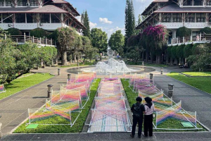 Pasar Seni ITB 2025 Kembali Setelah 10 Tahun Vakum dengan Tema 'Setakat Lekat'