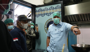 MBG Bermasalah, Akademisi: 'Lapor ke Siapa? Polisi Punya Dapur SPPG, TNI Punya, DPR Juga Punya SPPG, Runyam!