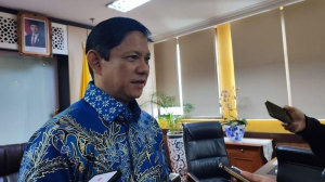 TUNJANGAN RUMAH - Wakil Ketua DPRD Jabar, MQ Iswara menyebut tunjangan perumahan yang diterima anggota dewan hingga Rp71 juta per bulan dirasa belum cukup untuk membeli rumah di Bandung, Jawa Barat. 