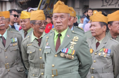 Revolusi Kedua Dan Ujian Moral Para Veteran