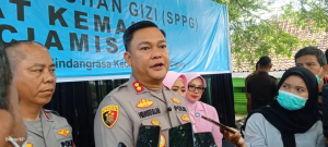 Kapolres Ciamis, AKBP H. Hidayatullah menegaskan polisi lakukan penyelidikan terkait kasus keracunan MBG di Pamarican.