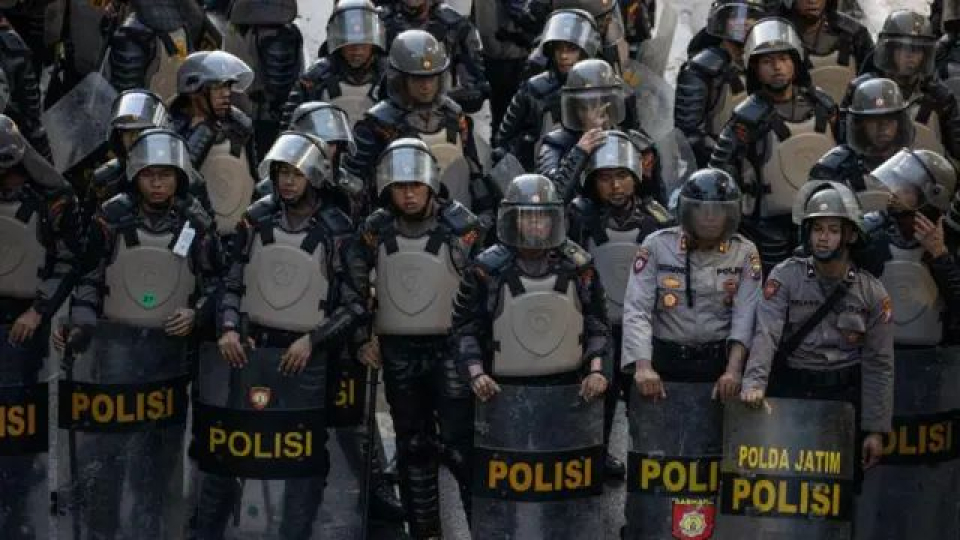 Polisi, Kekerasan, Dan Dilema Reformasi: Fungsional Atau Struktural?
