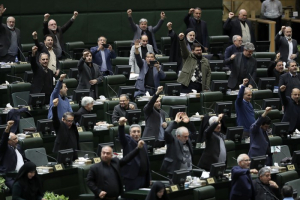 Jadi Anggota Parlemen Iran Ternyata Harus S2 dan Minimal 30 Tahun