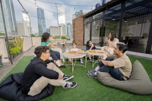 Ilustrasi - Masyarakat yang tinggal di lingkungan yang lebih panas dapat mempercepat proses penuaan.