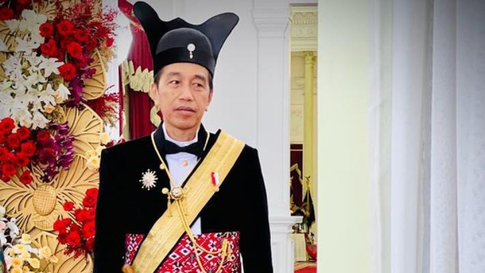 Kekuasaan Hub-And-Spoke: Paria Politik Bernama Jokowi