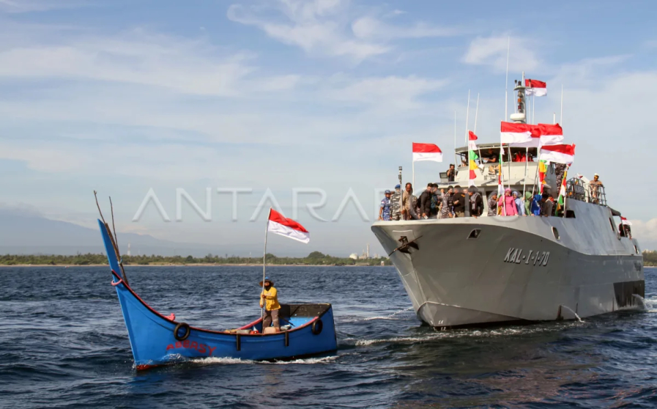 PUISI Ganjar Kurnia