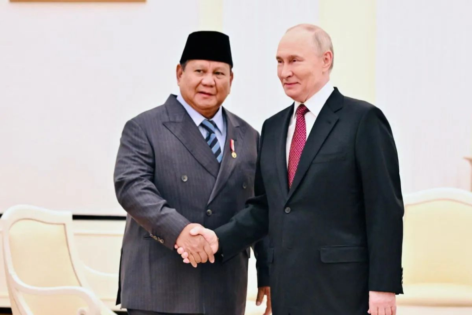 Analisis Risiko Politik Prabowo di Tengah Dunia Multipolar