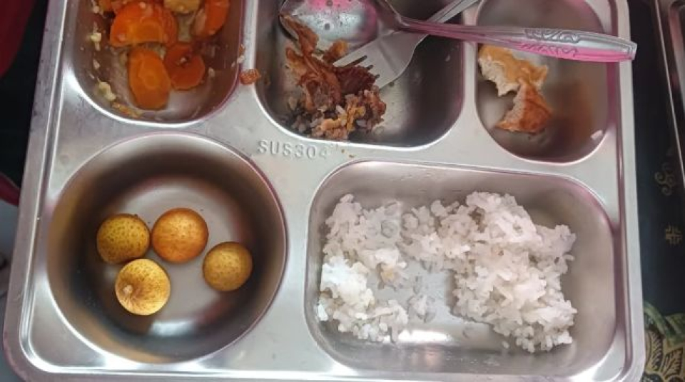 Ada Ulat di Menu MBG, Siswa Lambar Enggan Konsumsi