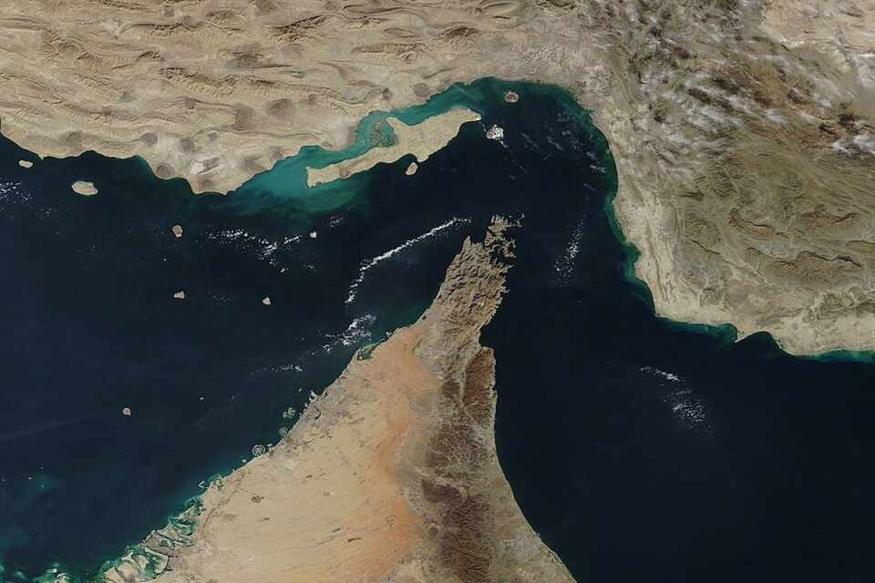 Iran "Buka" Selat Hormuz, Kapal Afiliasi Musuh Tetap Dilarang Melintas