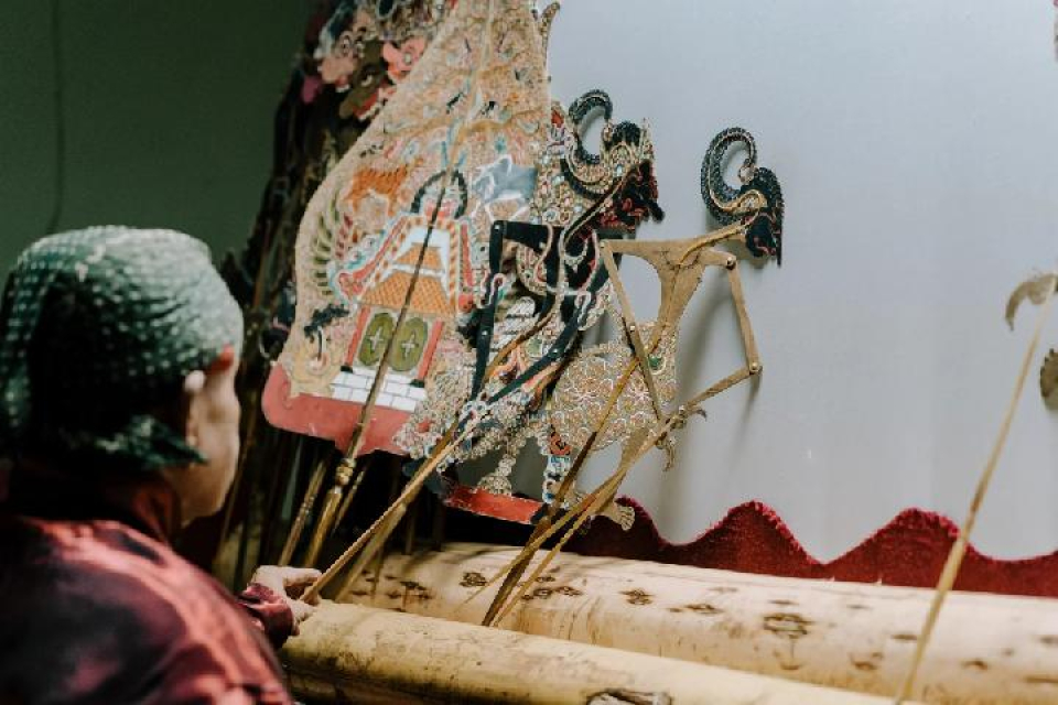 Jiwa yang tersakiti: SENGKUNI