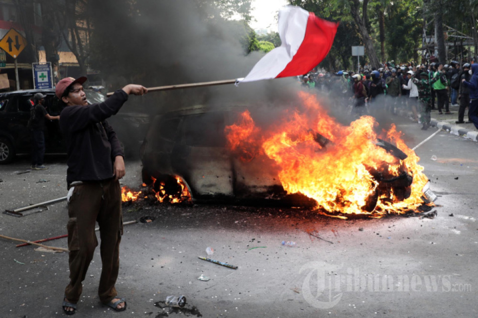 Amok: Kekerasan Sosial Dari Frustrasi Kolektif