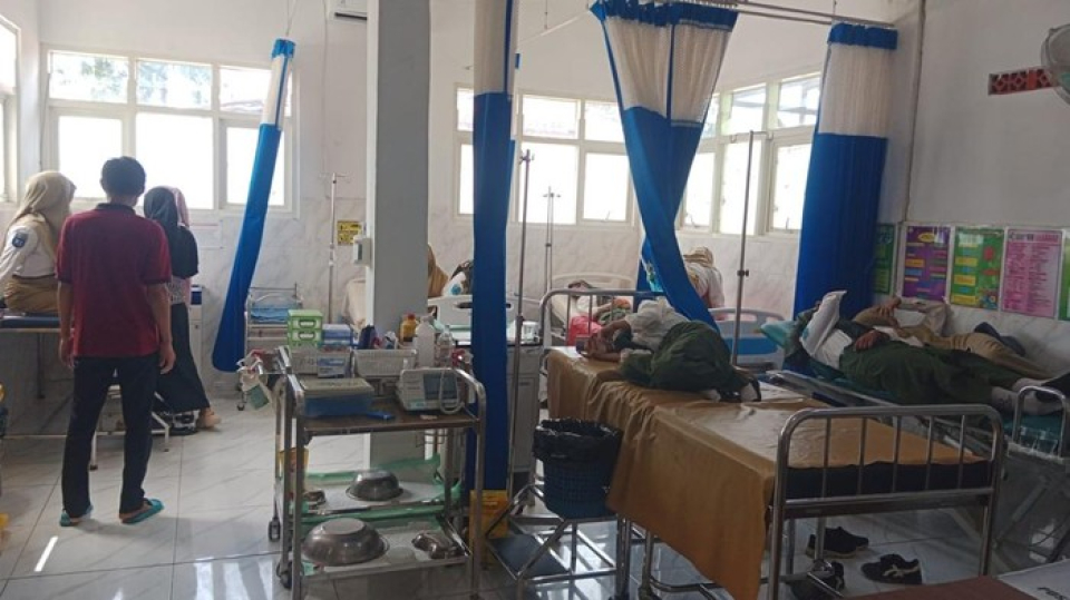 84 Siswa SMAN 1 Kokop Bangkalan Diduga Keracunan MBG, 12 Masih Dirawat